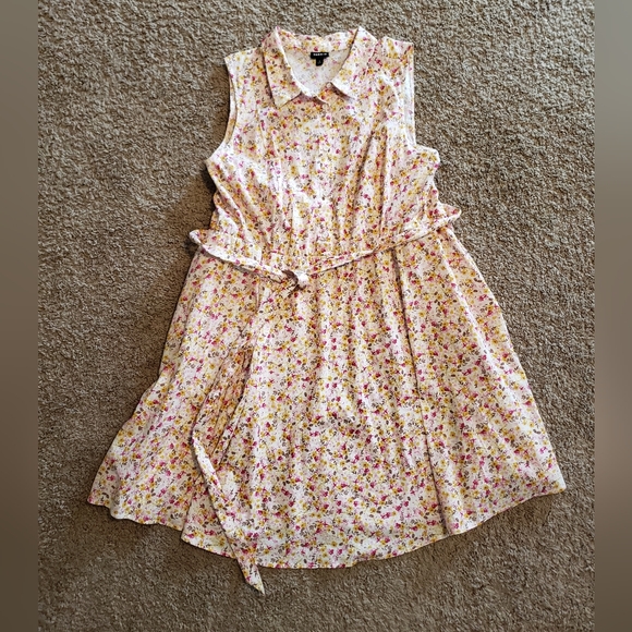 torrid Dresses & Skirts - Torrid poplin collared shirt dress button up sleeveless mini floral pink 4